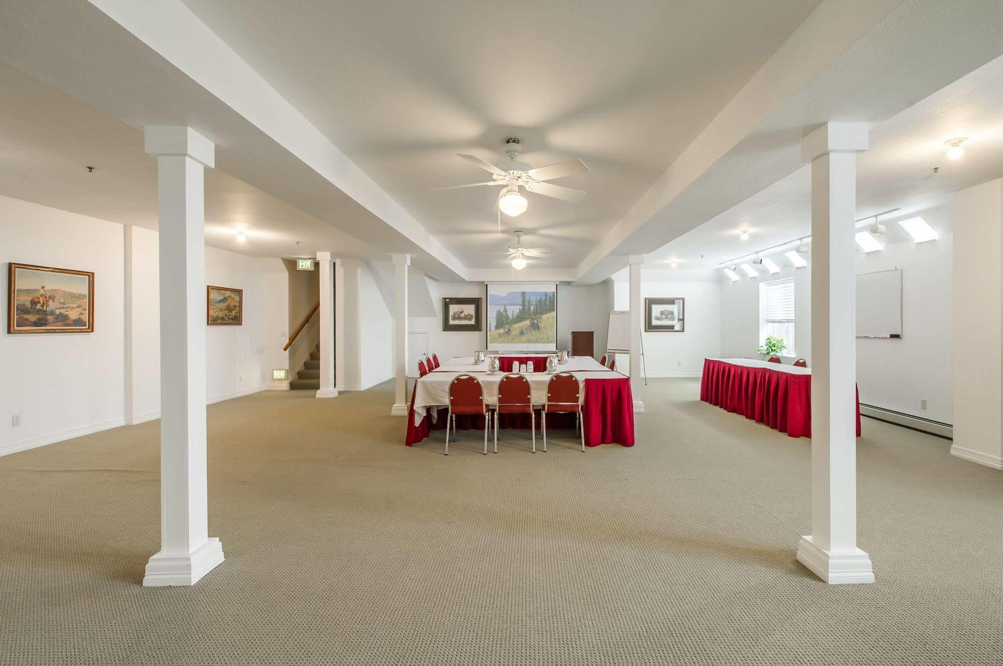 The Bradley Boulder Inn Ngoại thất bức ảnh