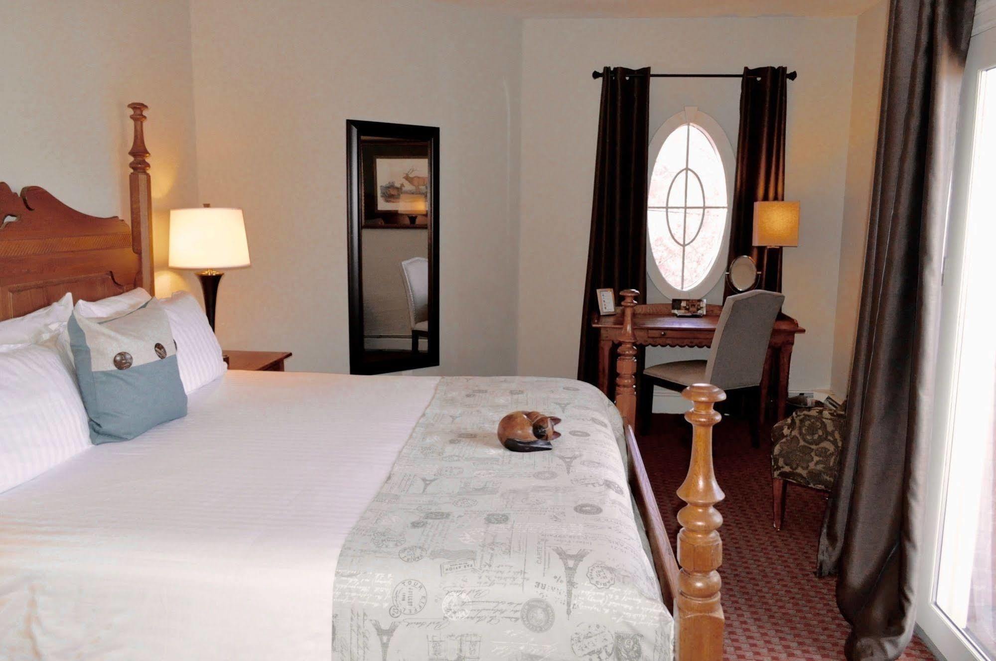 The Bradley Boulder Inn Ngoại thất bức ảnh